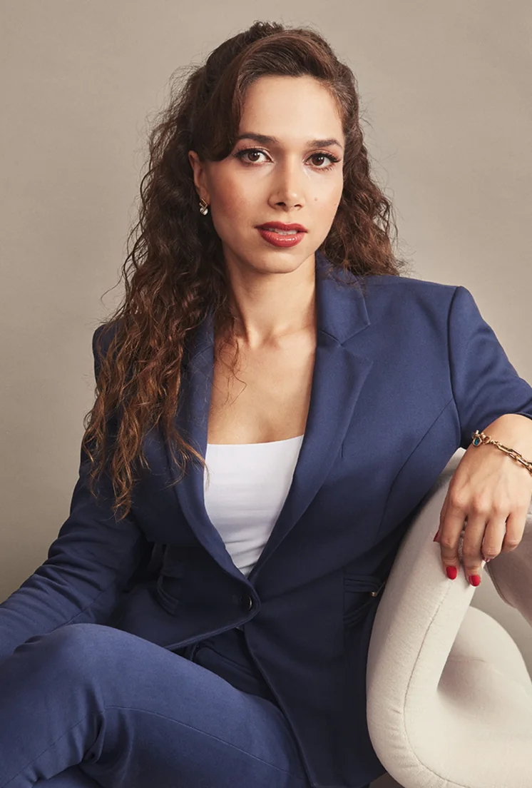 Lavinia Khosravi